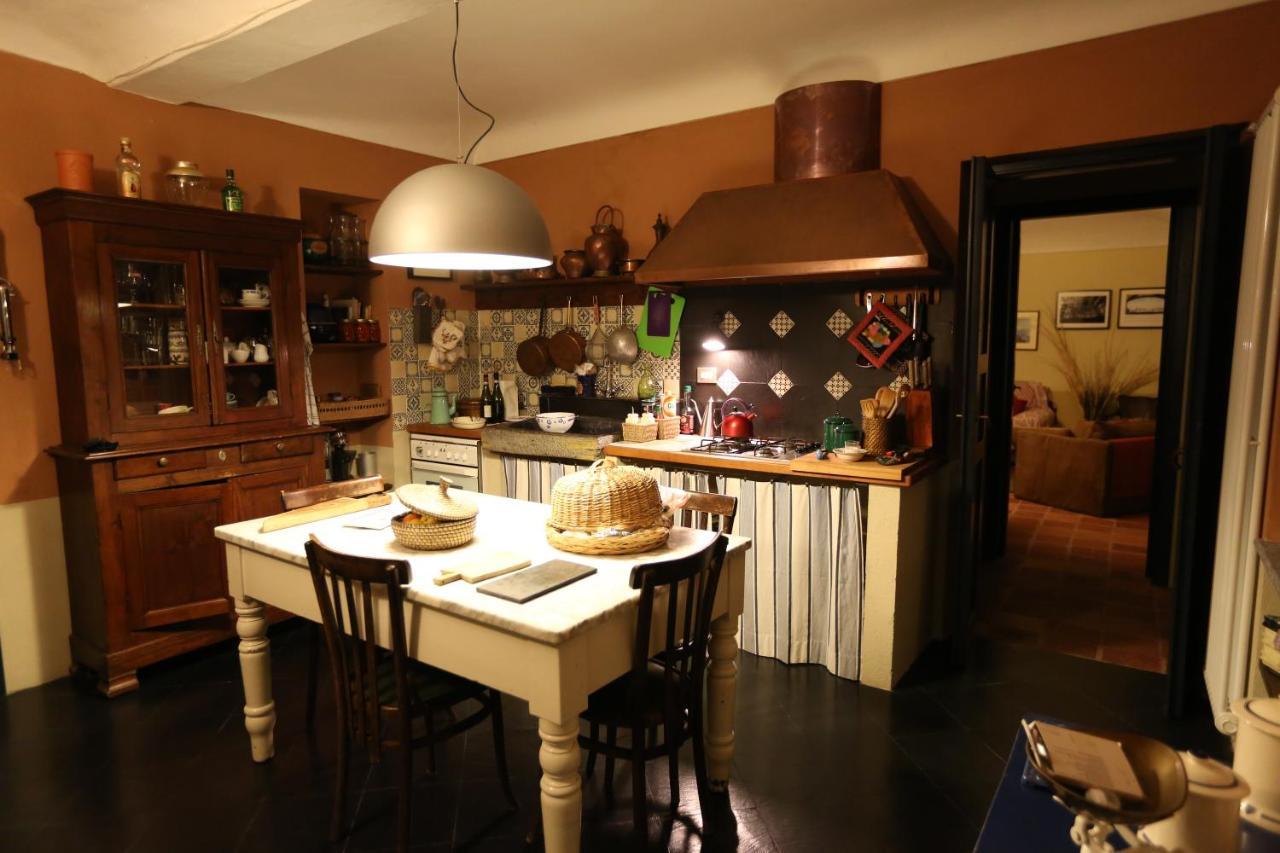 Sotto La Luna Bruna B&B Cocconato Exterior photo