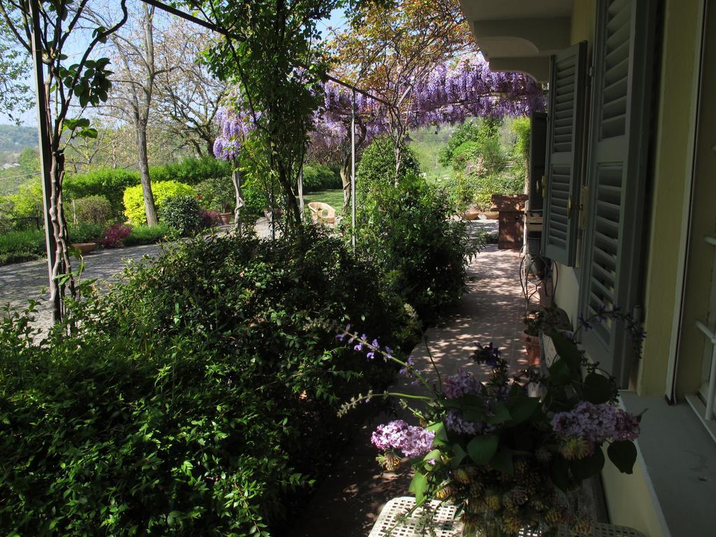 Sotto La Luna Bruna B&B Cocconato Exterior photo