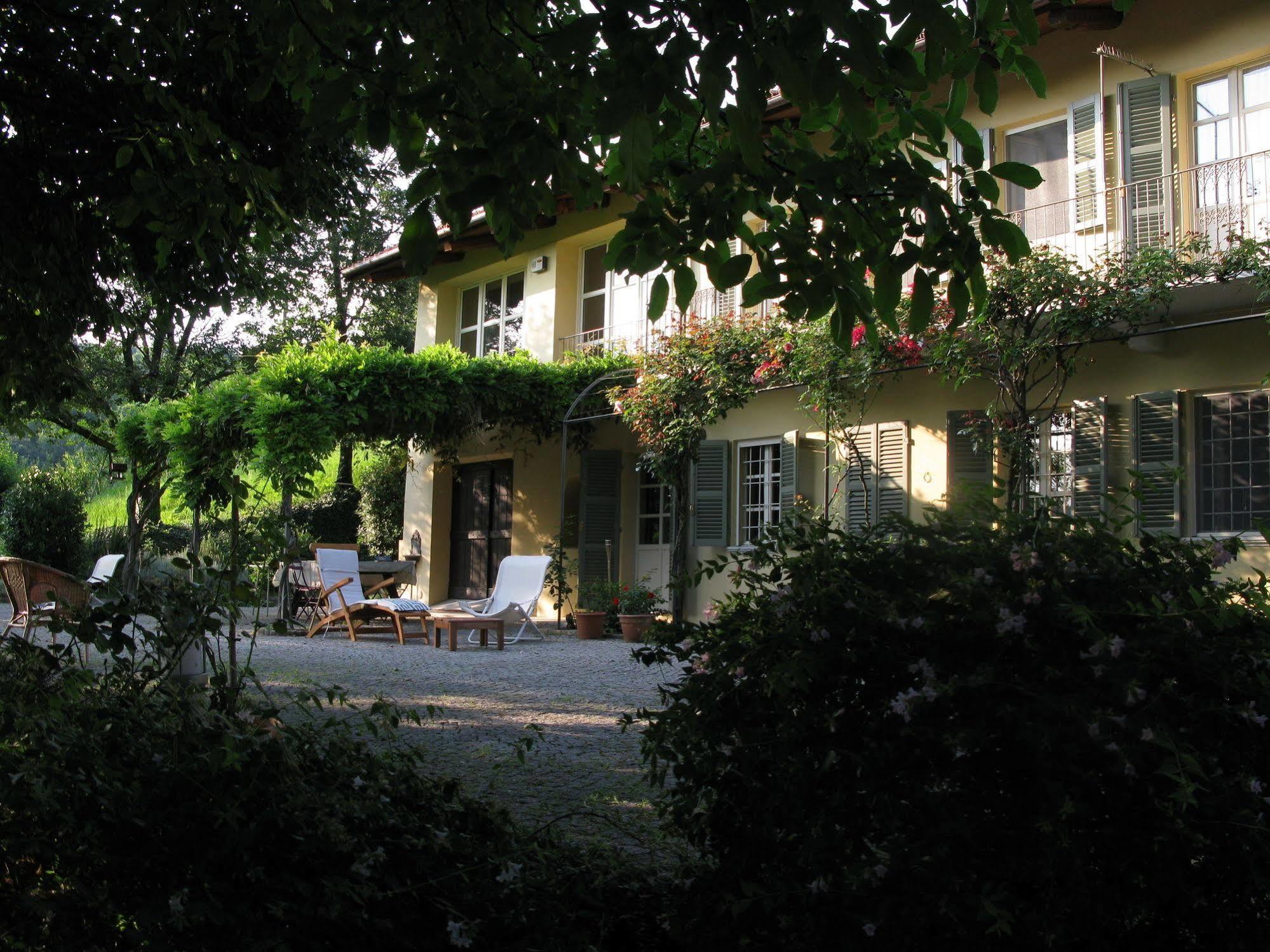 Sotto La Luna Bruna B&B Cocconato Exterior photo